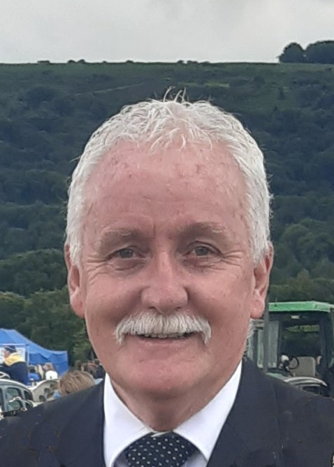 Bob Tolley Mrs Janet Carpenter